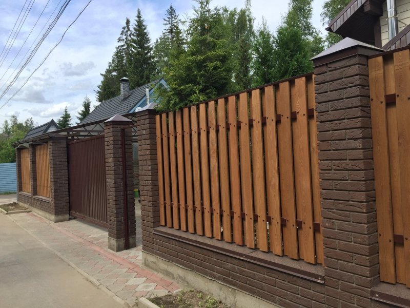 Проекты заборов для загородных домов