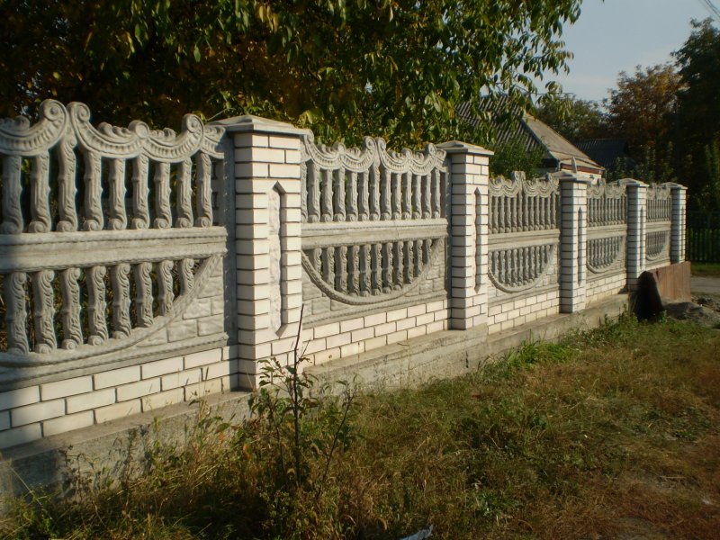Красивые заборы из бетона