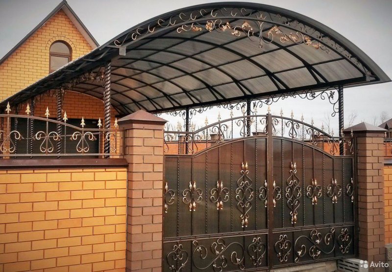 Кованые навесы для машин