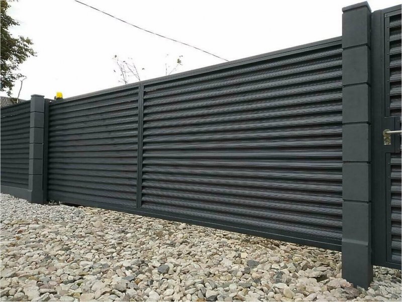 Забор жалюзи 7024 серый графит