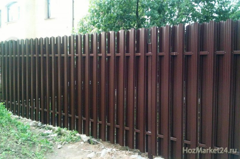 Металлический штакетник RAL 7024