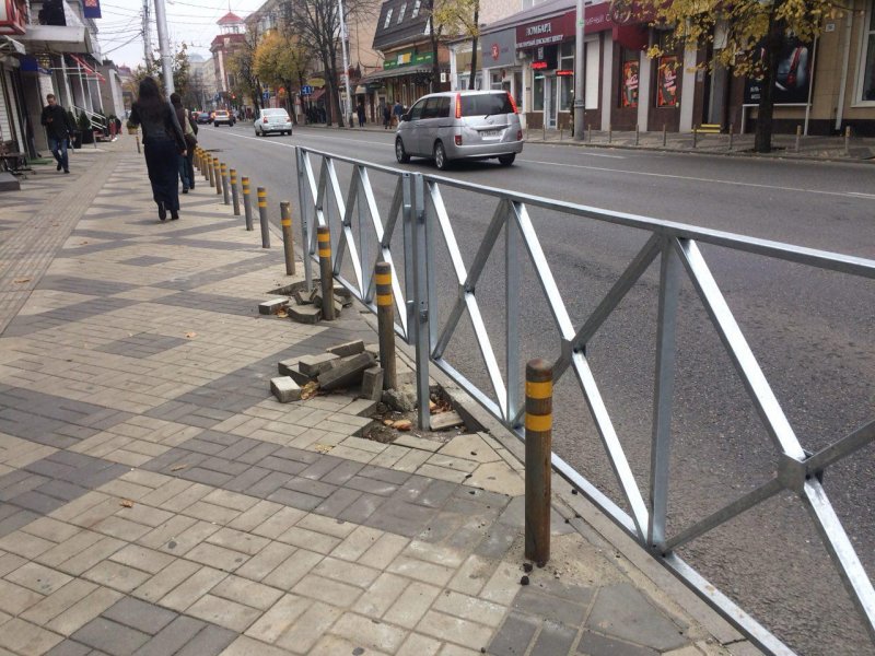 Ограждение пешеходных зон