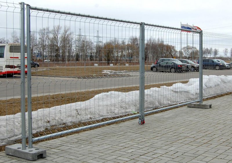 Столб временного ограждения 51х1,2х1950 ZN