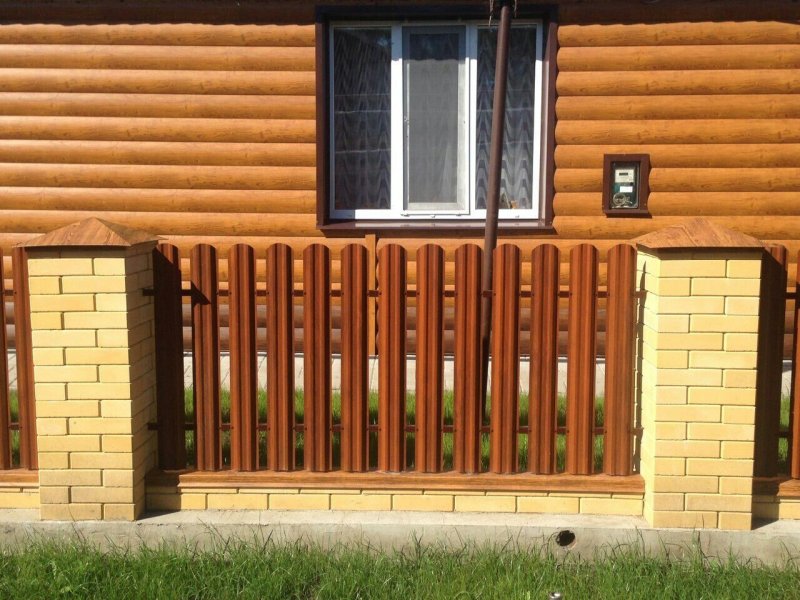 Евроштакетник бревно