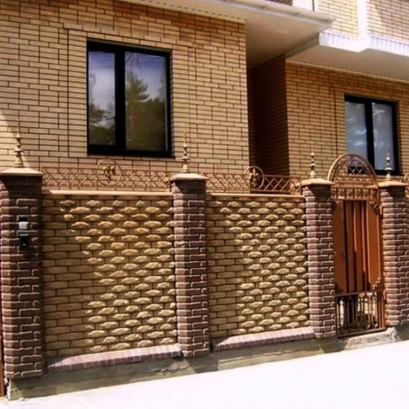 Красивые заборы из кирпича