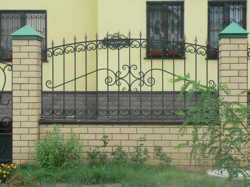 Кованый забор для палисадника