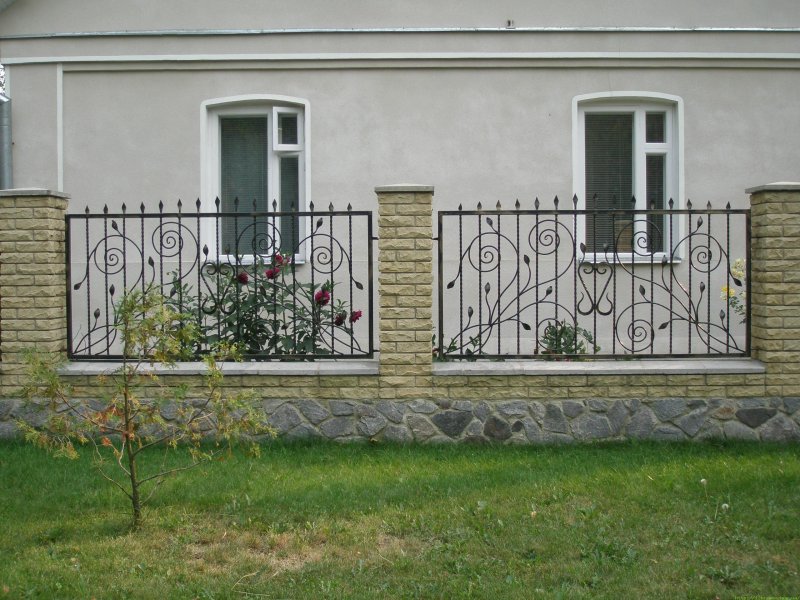 Палисадник металлический