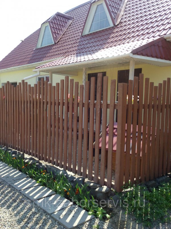 Красивый штакетник