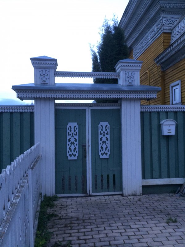 Сад за забором