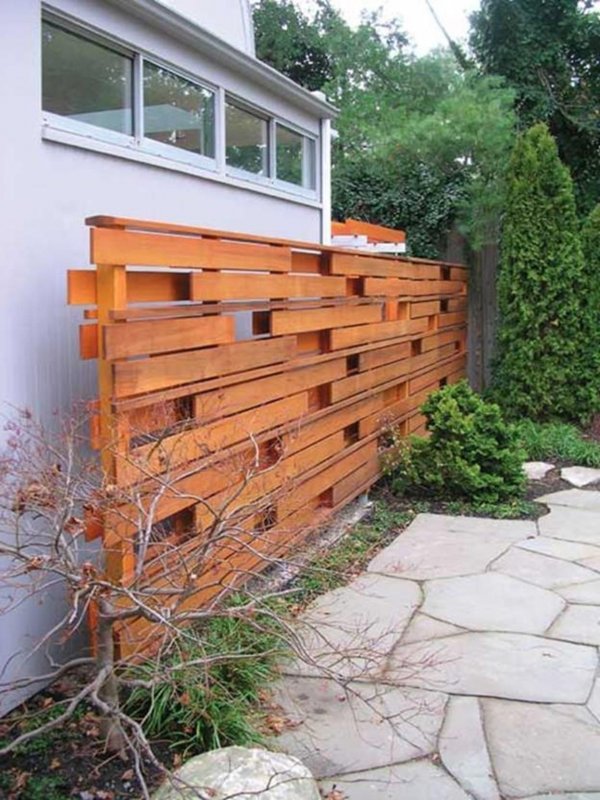 Сарай из необрезной доски