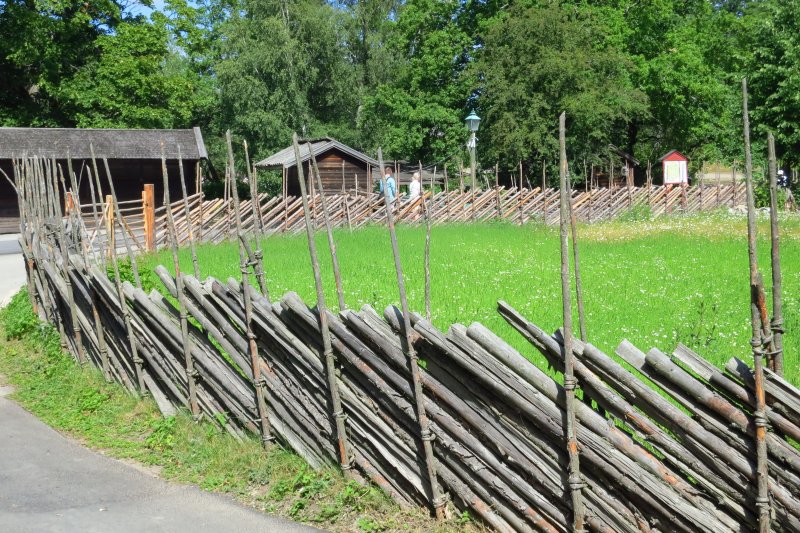 Шведская изгородь
