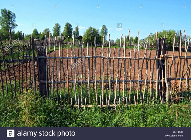 Якутский забор в деревне