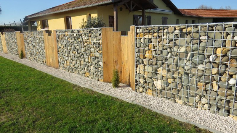 Gabions из черепицы