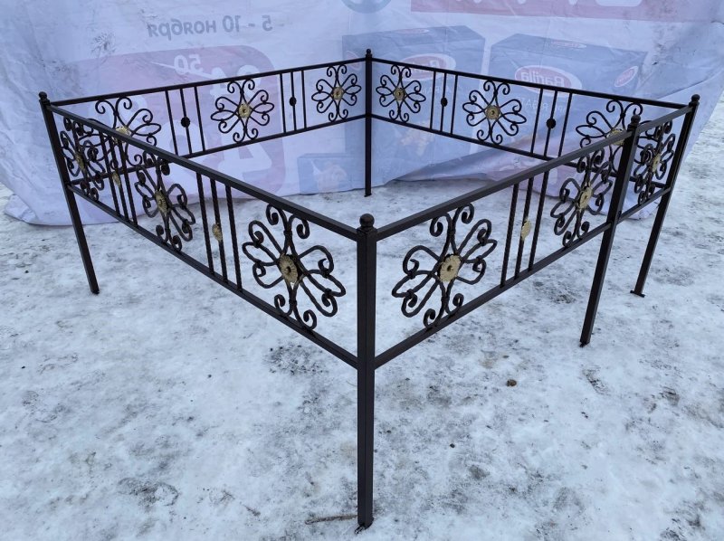 Оградка кладбищенская Каслинского литья