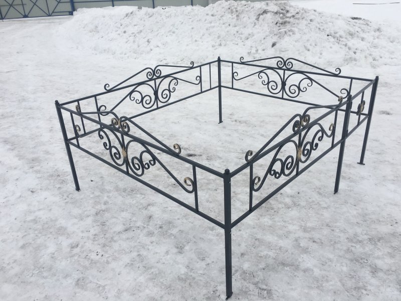 Ограда кованое сердце