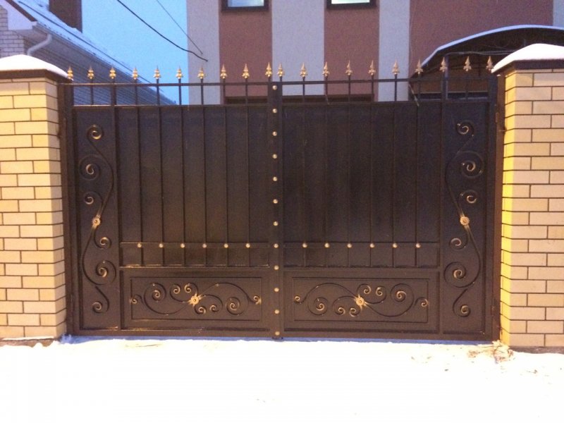 Кованые ворота DOORHAN