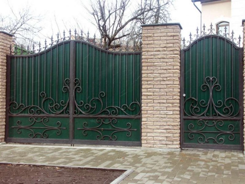 Ворота металлические простые