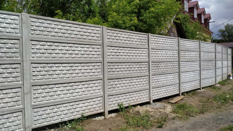 Красивые заборы из бетона