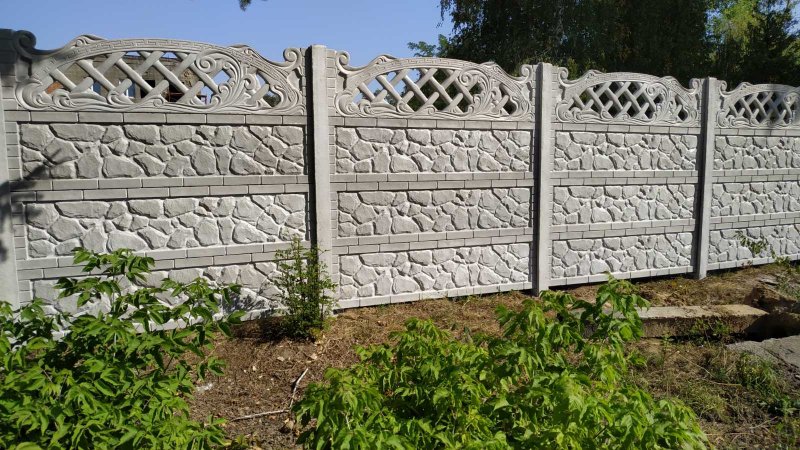 Бетонный забор еврозабор