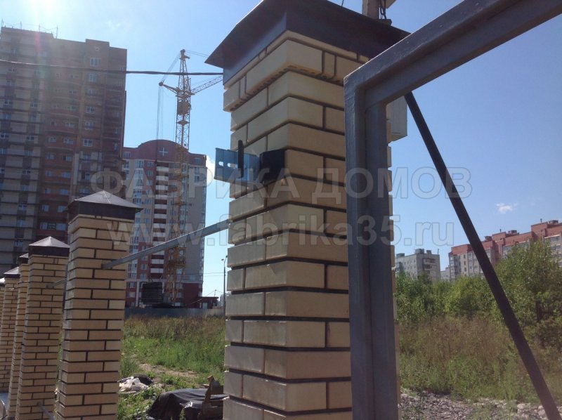 Закладные для откатных ворот в кирпичных