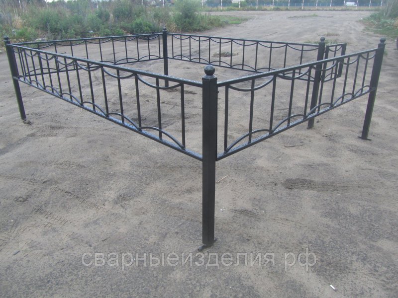 Оградки на могилу сварные