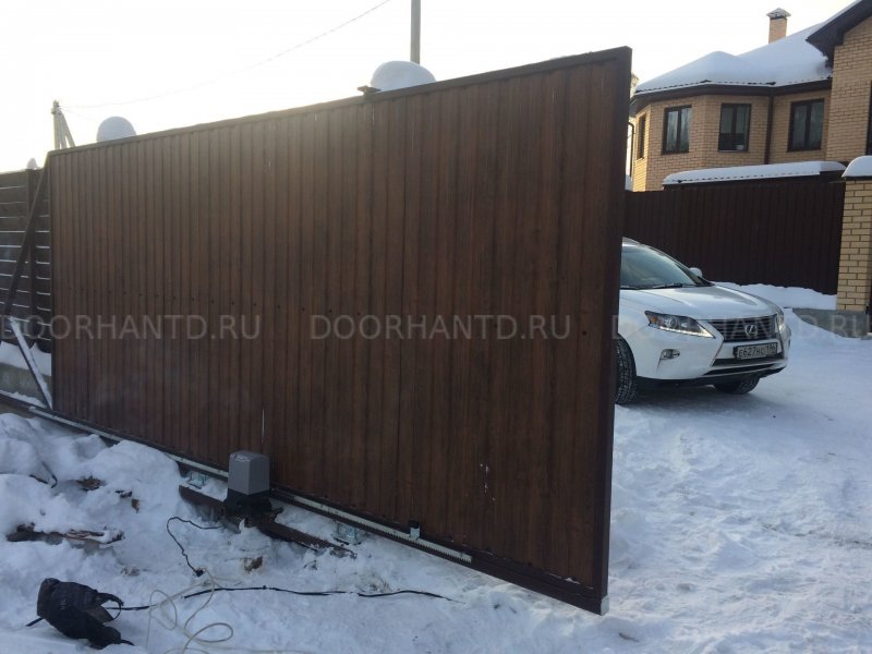 Ворота Revolution DOORHAN