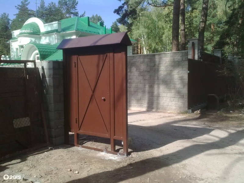 Навес к забору из профнастила