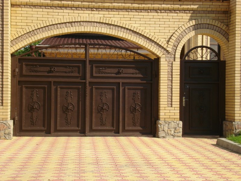 Воротные арки из кирпича