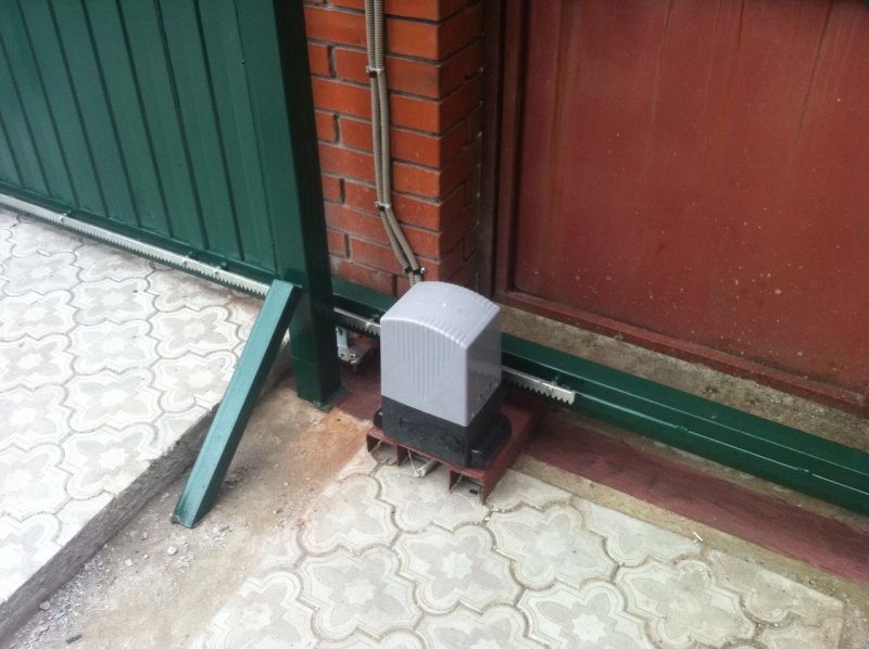 Ось ролика