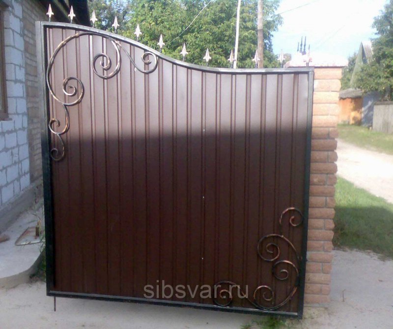 Ворота распашные металлические 4500x4000