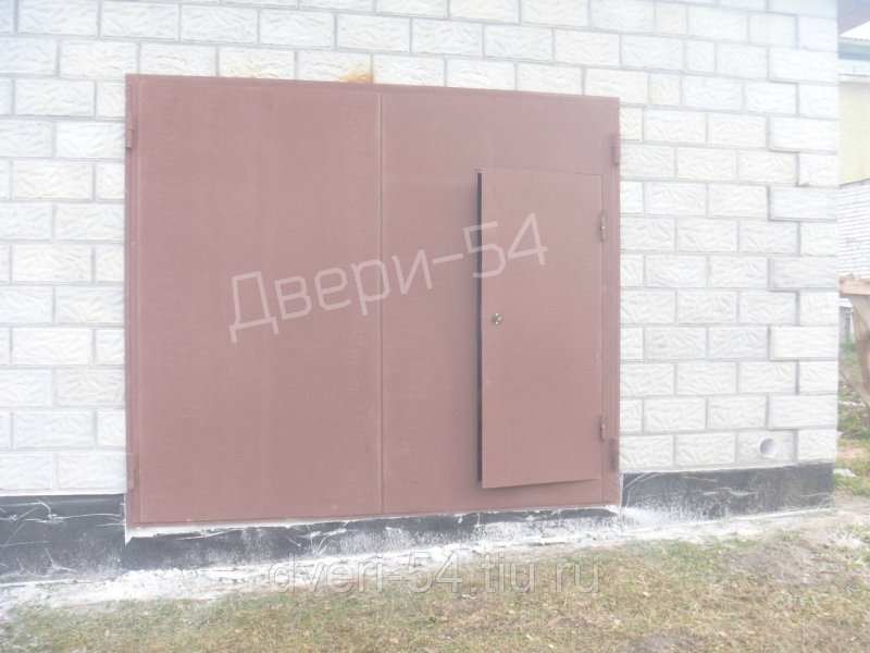 Гаражные ворота из листового металла