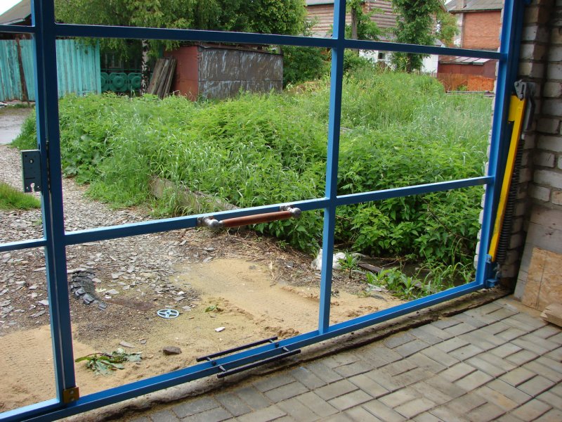 Подъемно откатные ворота