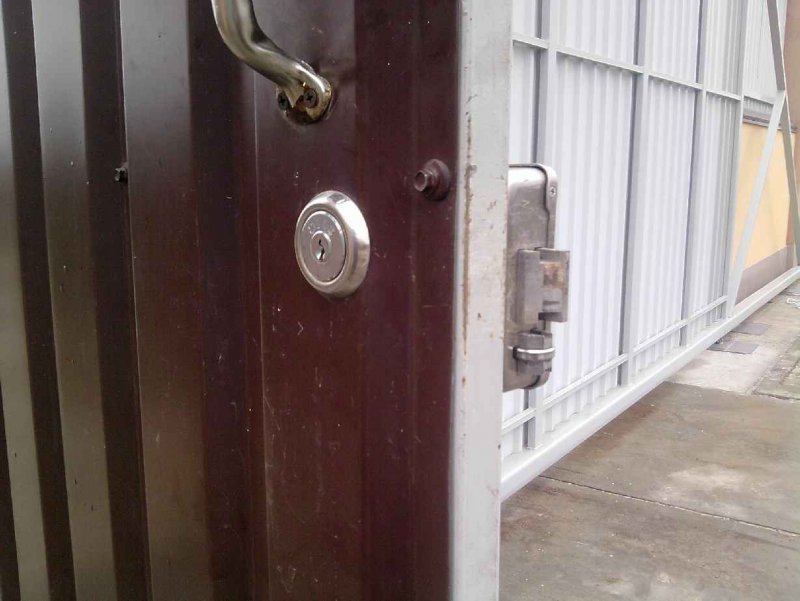 Замок врезной Locinox h-Metal-WB
