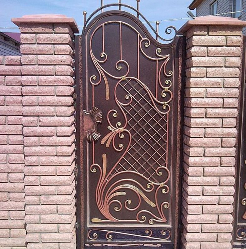 Красивые калитки