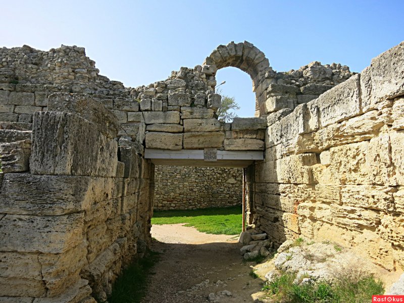 Каменная арка Фетхие