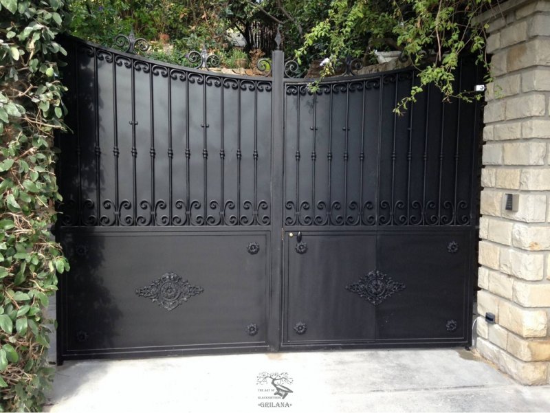 Simple Vertical Gate Design