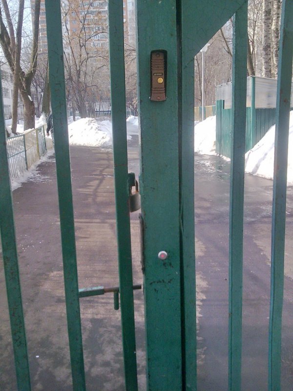 Замок магнитный для калитки уличный морозостойкий