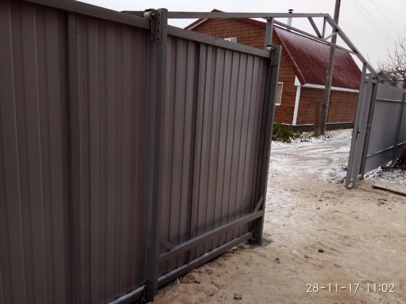 Ворота из профильной трубы и профлиста