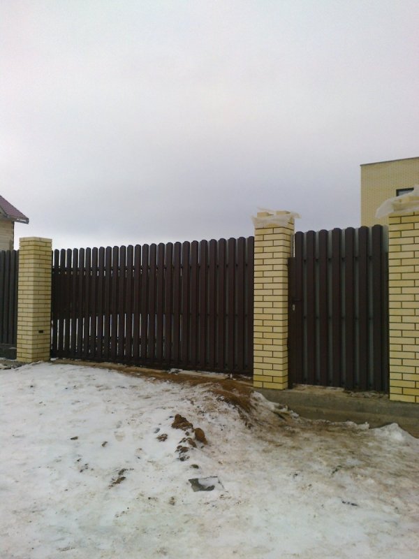 Забор евроштакетник шахматка