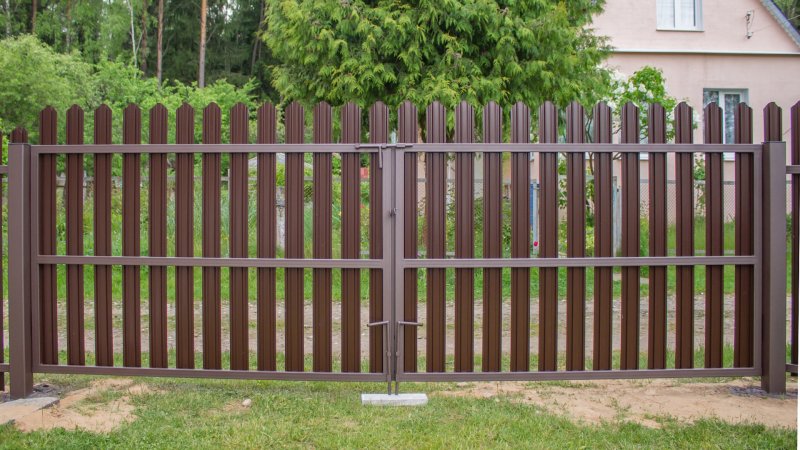 Откатные ворота евроштакетник ral8019