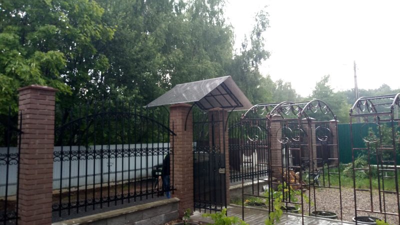 Козырек для калитки профнастил