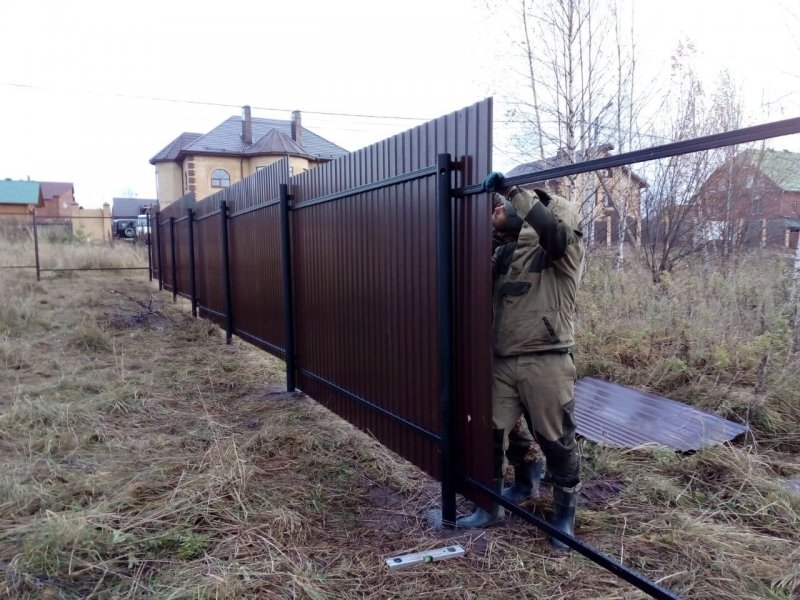 Распашные ворота на винтовых Столбах