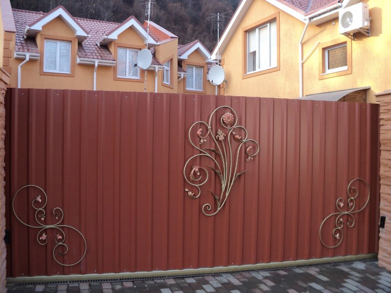 Откатные ворота из профнастила