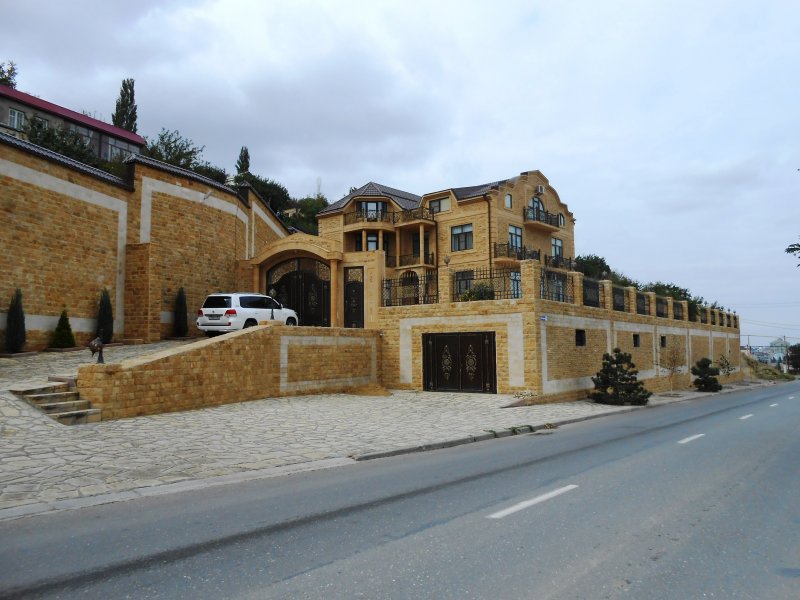 Дворец Амирова в Махачкале