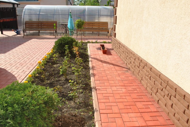Укладка тротуарной плитки Калифорния