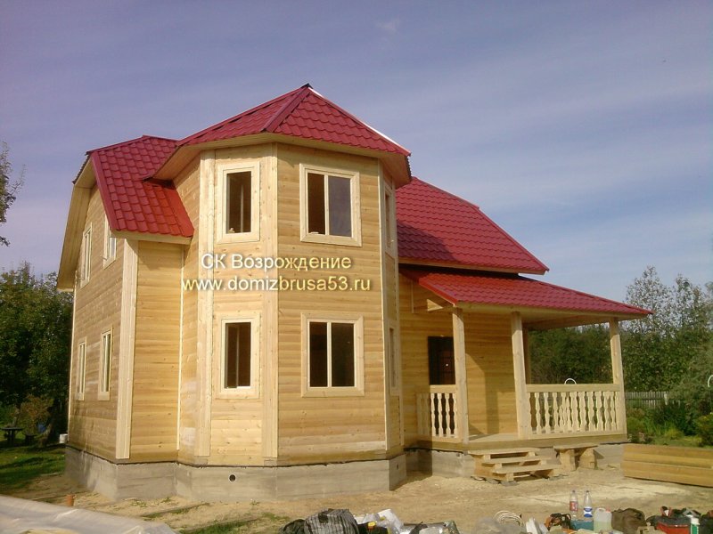 Каркасный дом с эркером кровля