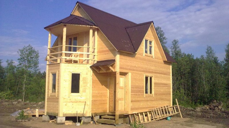 Двухэтажная пристройка к дому из бруса под ключ