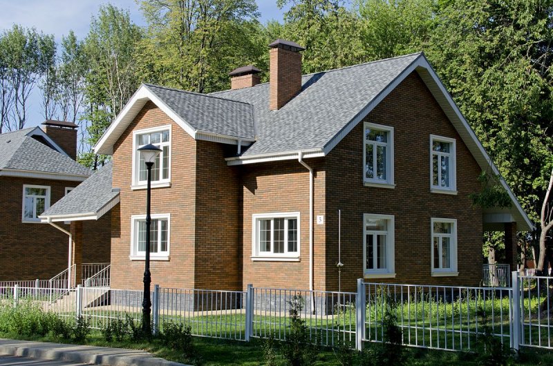 Дом из кирпича Боварская кладка Баер