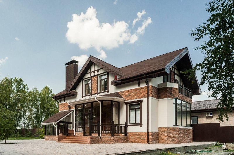 Комбинированный фасад