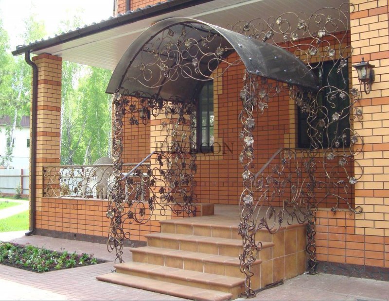 Кованое крыльцо